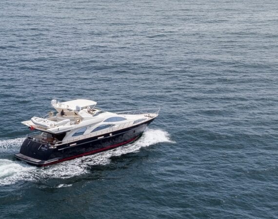 Albatroz Azimut 80 yacht